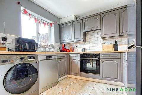 3 bedroom townhouse for sale, Copenhagen Road, Chesterfield S45