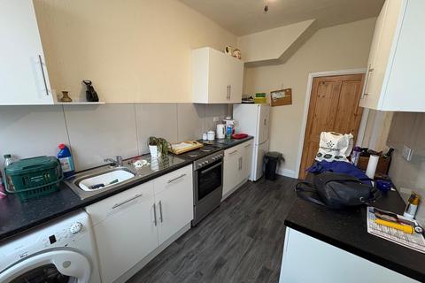 4 bedroom semi-detached house for sale, Woodville Grove, Reddish