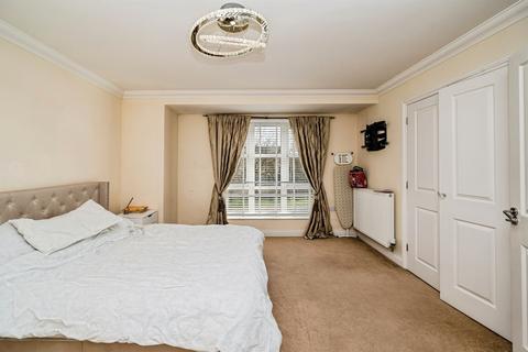 4 bedroom terraced house for sale, Stadium Approach, Aylesbury