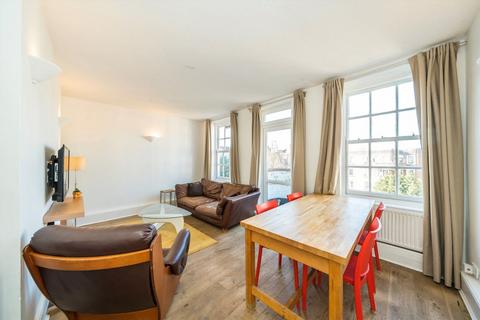4 bedroom flat to rent, Clarendon Road, London W11