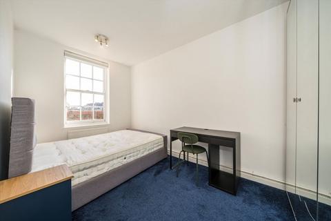 4 bedroom flat to rent, Clarendon Road, London W11