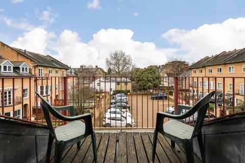 undefined, Saxon Street, Cambridge CB2