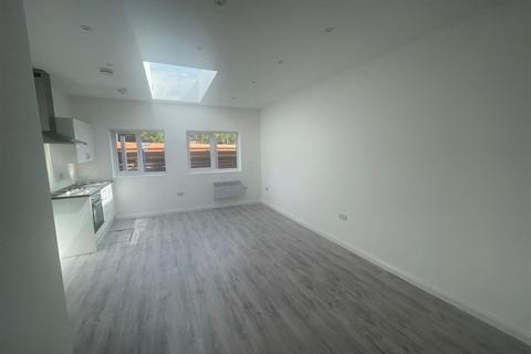 undefined, Norwood High St, Norwood,, London