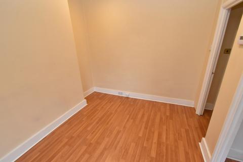 2 bedroom flat to rent, London, NW6