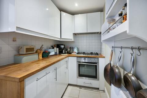 2 bedroom flat for sale, Tufnell Park Road, Tufnell Park,N7