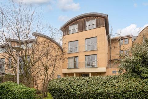 1 bedroom flat for sale, Harberson Road, Balham, London, SW12