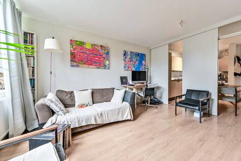 1 bedroom flat for sale, Ringmer Gardens N19, Holloway, London, N19