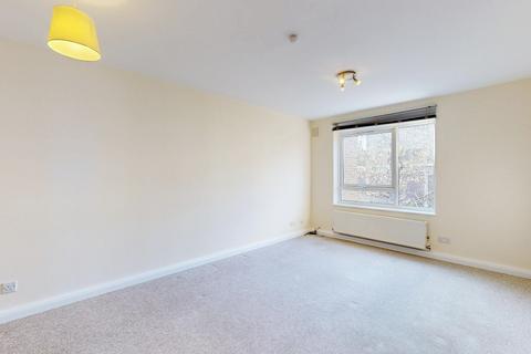 2 bedroom apartment to rent, Weimar Street, Putney