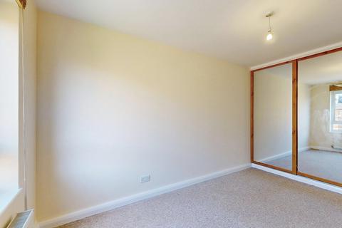2 bedroom apartment to rent, Weimar Street, Putney