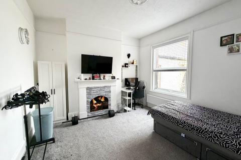 3 bedroom flat for sale, Victoria Road, Exmouth