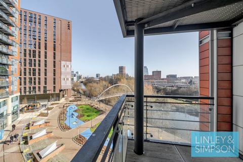 2 bedroom flat for sale, WHITEHALL WATERFRONT, 2 RIVERSIDE WAY, LEEDS, LS1