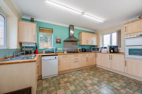 3 bedroom detached bungalow for sale, BISHOPS WALTHAM