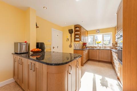 4 bedroom detached house for sale, Romsey Road, King's Somborne, Stockbridge