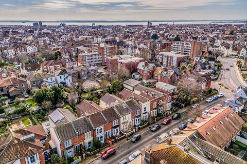 4 bedroom terraced house for sale, Havelock Road, Southsea
