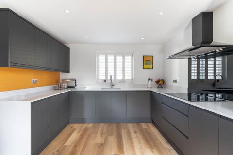 4 bedroom detached house for sale, Stevensons Road, Longstanton, CB24