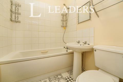 1 bedroom house to rent, Lyefield Road West, Charlton Kings, Cheltenham, GL53