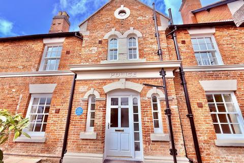 1 bedroom apartment for sale, Vicar Street, Dudley DY3