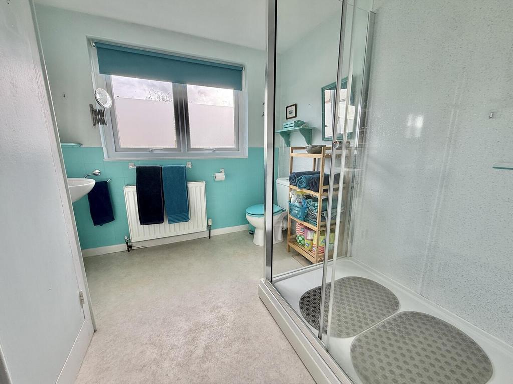 Shower Room/Wc