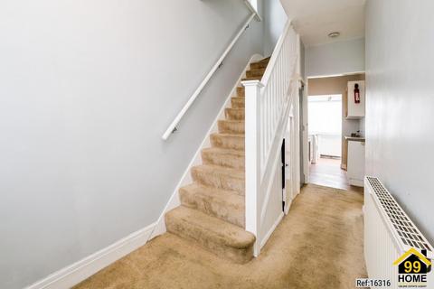 3 bedroom semi-detached house for sale, Palm Road, Romford, Essex, RM7