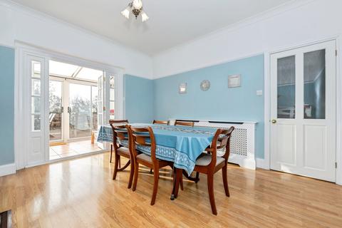 4 bedroom semi-detached house for sale, Westmount Road, London SE9