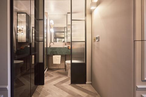 Studio to rent, London NW2