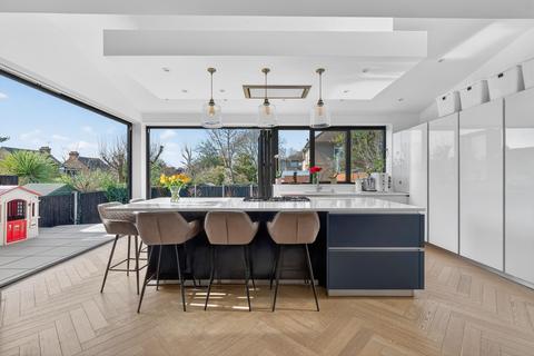 undefined, Roding Avenue, Woodford Green, IG8