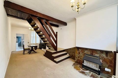 2 bedroom terraced house to rent, Pool Road, Leicester LE3