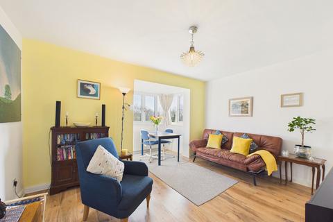 2 bedroom flat for sale, Bradwell Road, Kenton, NE3