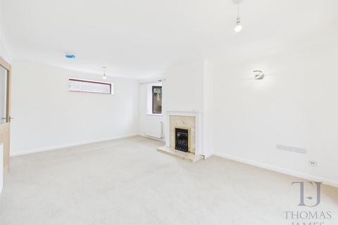 undefined, Carpenters Close, Cropwell Butler, Nottingham