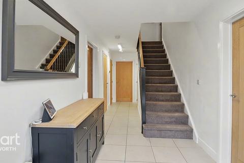 undefined, Kensington Close, STRATFORD-UPON-AVON