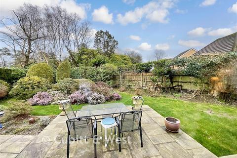 2 bedroom bungalow for sale, Beacon Road, Crowborough, East Sussex