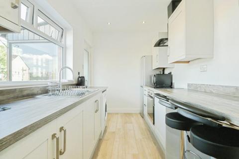 2 bedroom terraced house for sale, Chapel Street, Pudsey, LS28 6BW