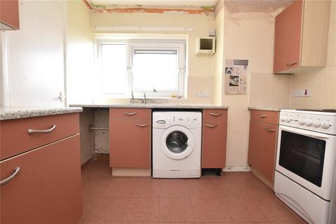 3 bedroom apartment for sale, Queenshill Avenue, Leeds, West Yorkshire
