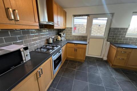 1 bedroom terraced house for sale, Trevelyan Street, Huddersfield HD5