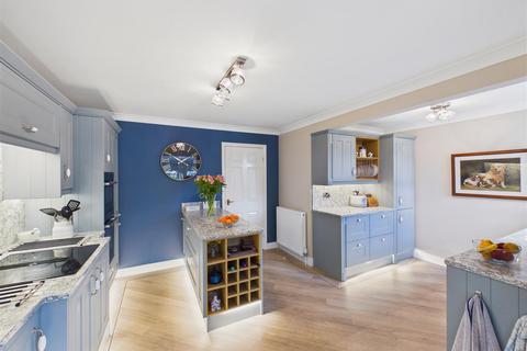 4 bedroom detached house for sale, Forge Place, Skidby
