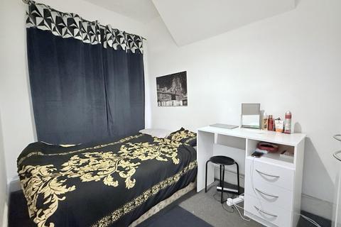 2 bedroom terraced house for sale, Dorset Road, Coventry