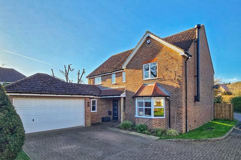 4 bedroom detached house for sale, Pennyfathers Close, Maulden, Bedfordshire, MK45