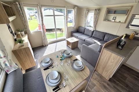 2 bedroom detached house for sale, Ivyhouse Lane, Hastings TN35