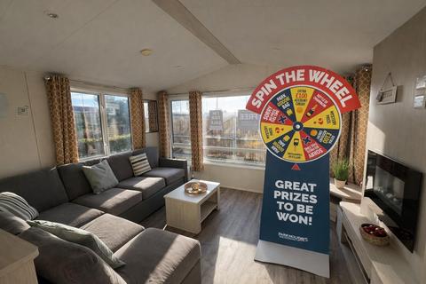 undefined, Walton Avenue, Felixstowe IP11