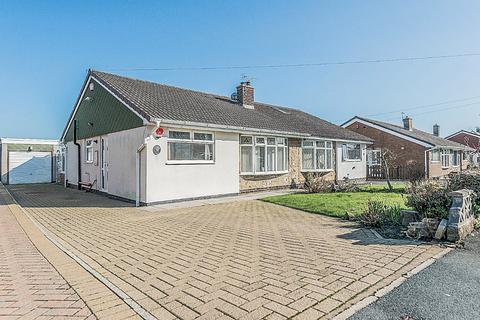 2 bedroom bungalow for sale, Greenacre Way, Wyke, Bradford, West Yorkshire, BD12
