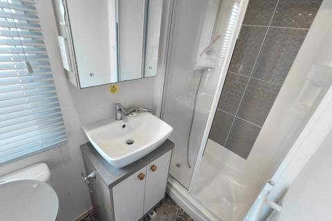 3 bedroom park home for sale, 57 Sleaford Road, Tattershall, Lincoln LN4