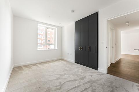 2 bedroom apartment to rent, Kubrick House, Lombard Square, SE28