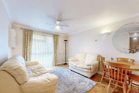 2 bedroom apartment for sale, Elizabeth Gardens, Stanmore, Middlesex, HA7 4UG