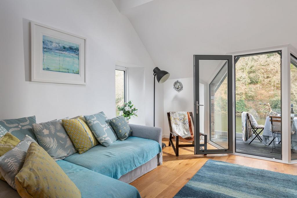 Living Space 4 The Quay, Tuckenhay