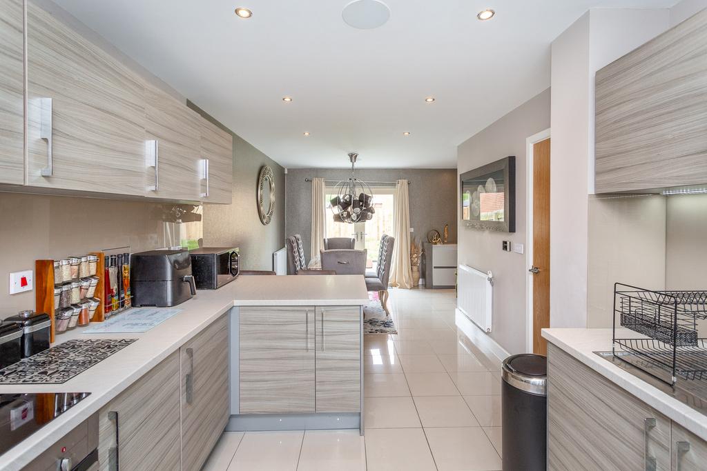 Kitchendinera