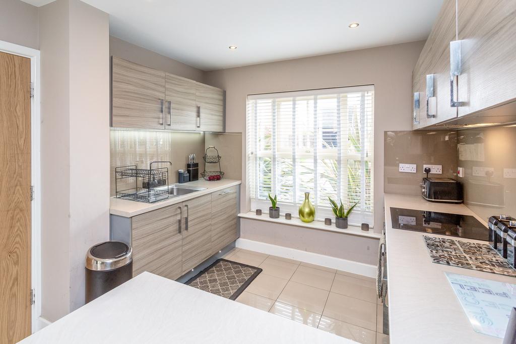 Kitchenb