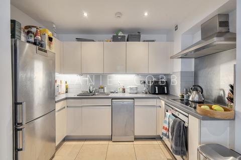 2 bedroom flat to rent, Ravensdon Street, London, SE11