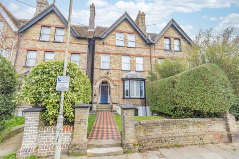 Old Dover Road, Canterbury, Kent, CT1