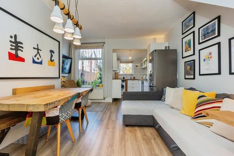 undefined, Thornton Road, Manchester, M14