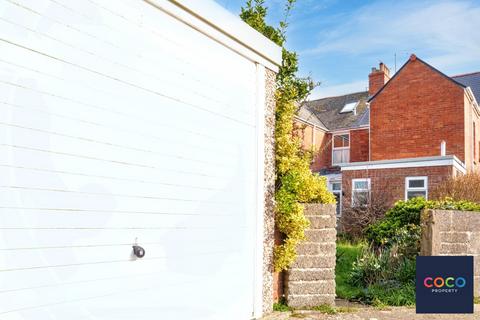 3 bedroom end of terrace house for sale, Clarence Road, Portland DT5